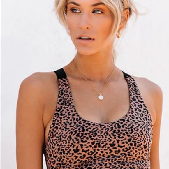 Cheetah tights and sports bra. Tights in large. Bra in medium. - Picture 8 of 8